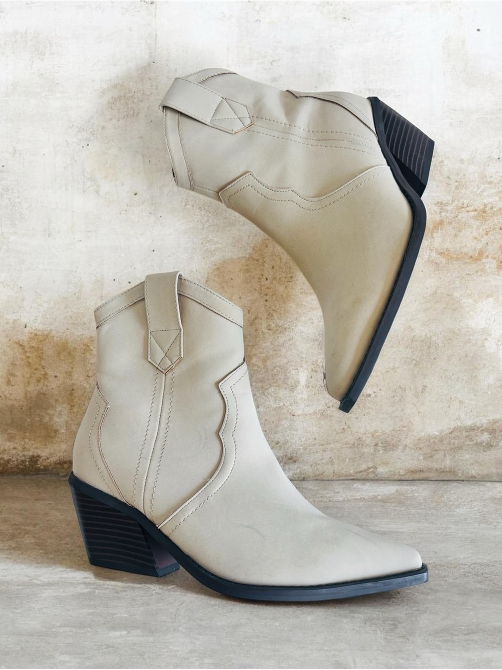 SHEIN Cream Western Ankle Boots with Stacked Heel - Picture 11 of 11